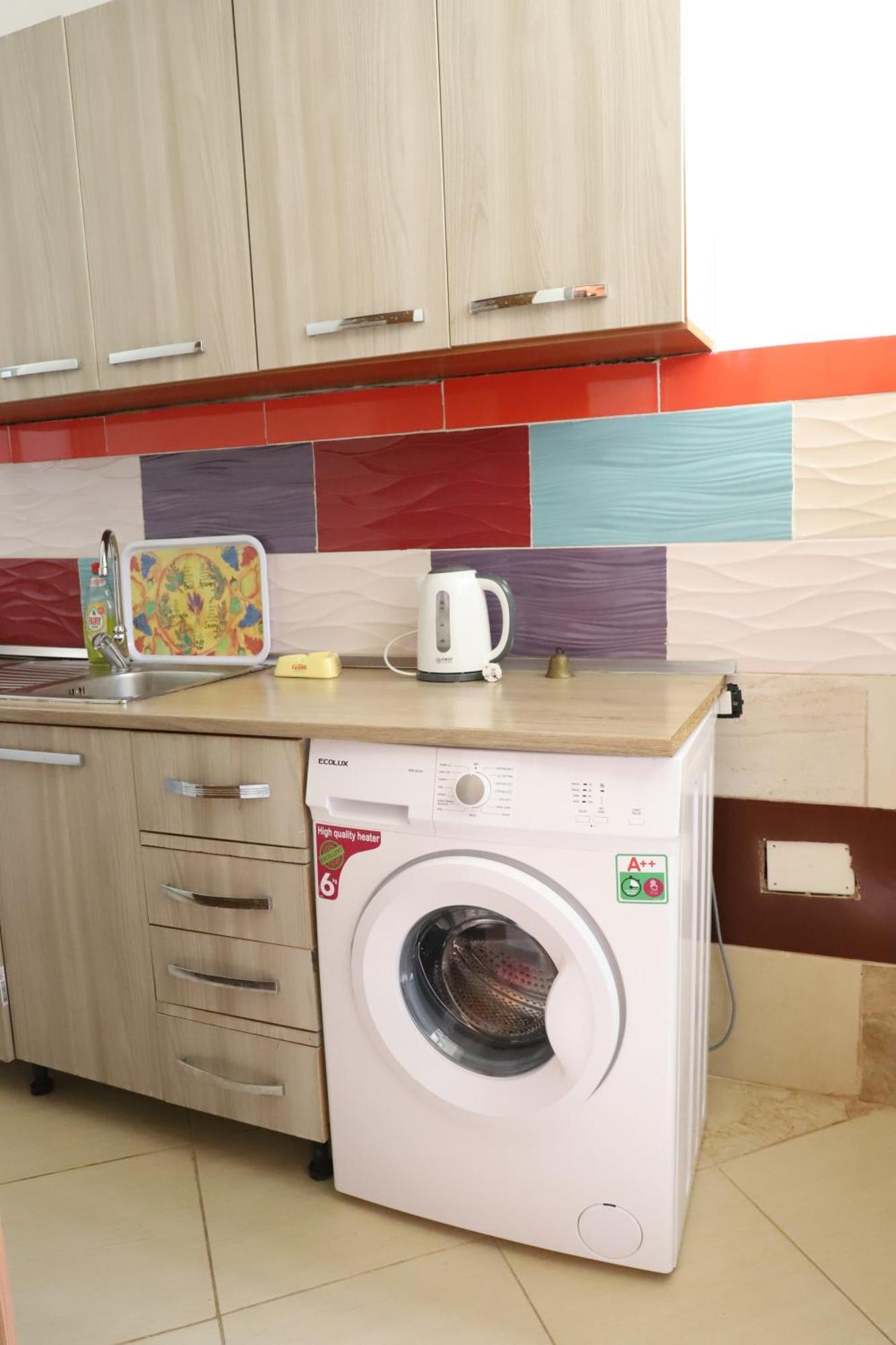 Elvi Aerd Apartment เบราท ภายนอก รูปภาพ